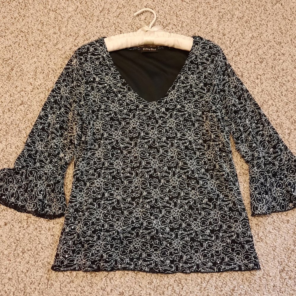 Brittany Black Holiday shirt with ruffle sleeves black & silver